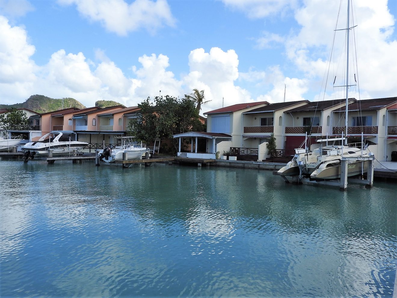 DSCN7900 Jolly Harbour Marina